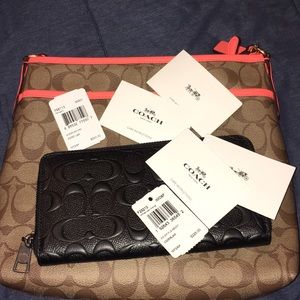 Coach purse and wallet